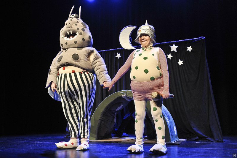 Lunožer, Bimbo teater